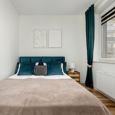 Apartment Rakowska Warsaw Wlochy By Noclegi Renters Exteriör bild