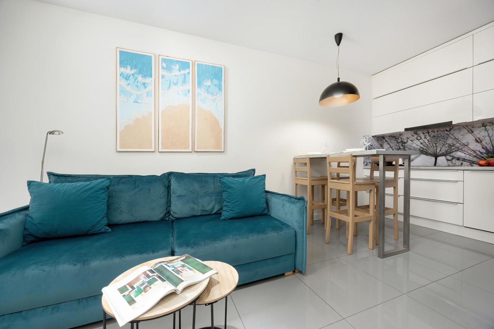 Apartment Rakowska Warsaw Wlochy By Noclegi Renters Exteriör bild